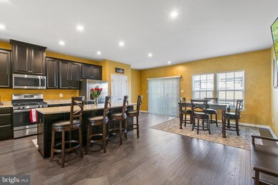 5710 River Shark Ln, Waldorf, MD 20602 - photo 5