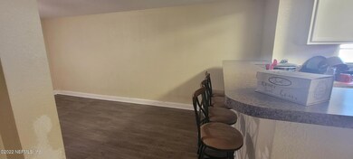 2381 Villanova Cir, Jacksonville, FL 32218 - photo 7