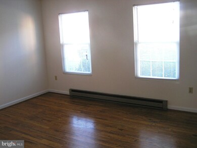 208 Nottoway Dr, Stephens City, VA 22655 - photo 4