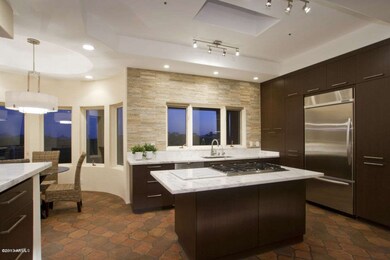 Kitchen and Breakfast Nook