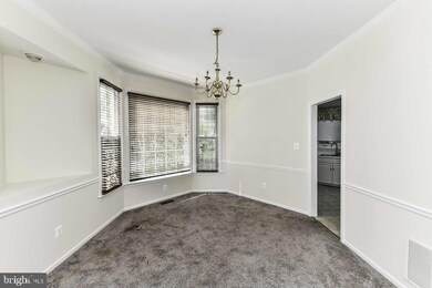 13714 Rosetree Ct, Chantilly, VA 20151 - photo 6