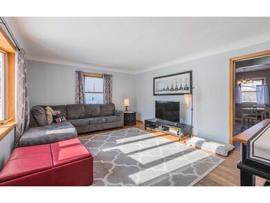 Light & Bright Living Room
