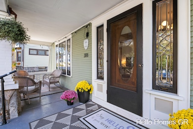 318 Pleasant St SE, Grand Rapids, MI 49503 - photo 5