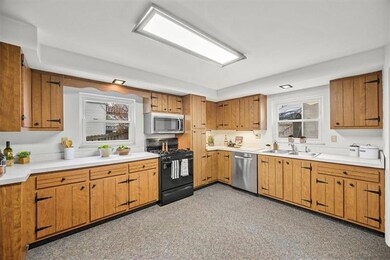 427 Edith St, Pittsburgh, PA 15211 - photo 3