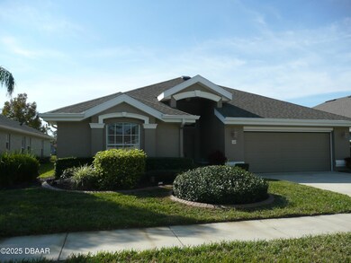 1322 Coconut Palm Cir, Port Orange, FL 32128 - photo 2