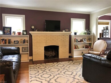 Functioning Gas Fireplace
