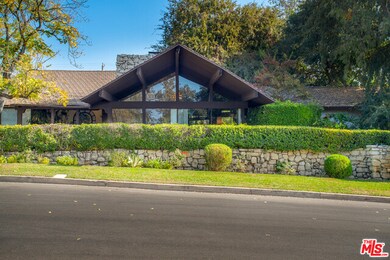 630 S Parish Place, Burbank, CA 91506 - photo 2