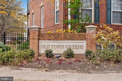 1606A Hunting Creek Dr, Alexandria, VA 22314 - photo 2