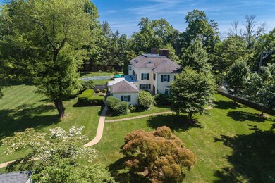 441 Round Hill Rd, Greenwich, CT 06831 - photo 4