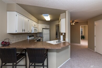 121 Front St unit 12, Lynden, WA 98264 - photo 3
