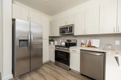 1690 North Loop unit 318, Houston, TX 77009 - photo 6