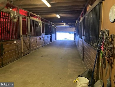 115 Meadow View Ln, Strasburg, VA 22657 - photo 5