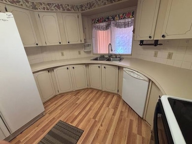 15666 49th St N unit 1132, Clearwater, FL 33762 - photo 6