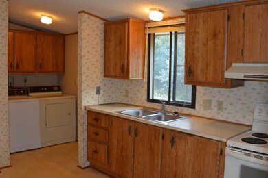 KITCHEN LAUNDRY COMBO