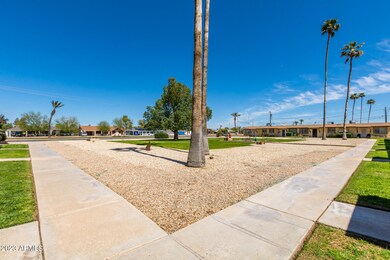 Grass Courtyard Front
