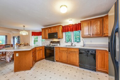 34 Pleasantwoods Ln, Hanover, MA 02339 - photo 7