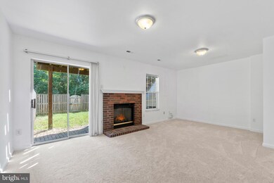 8859 Moat Crossing Place, Bristow, VA 20136 - photo 4