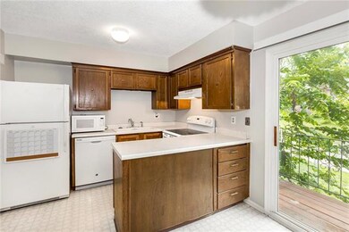 10017 W 52nd St, Shawnee, KS 66203 - photo 7