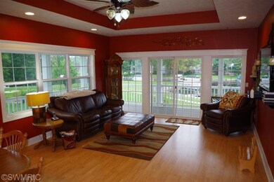 2211 Boardwalk Ct unit 2, Wayland, MI 49348 - photo 5