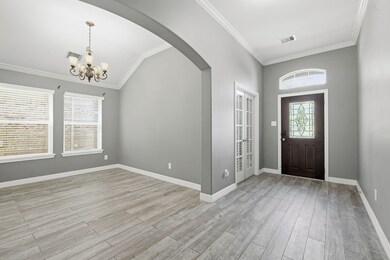 1715 Round Oak Ln, Conroe, TX 77304 - photo 5