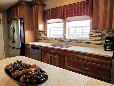 5601 Arrowhead Dr, Zephyrhills, FL 33542 - photo 6