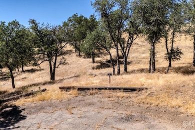 0 Armed Ct, Stallion Springs, CA 93561 - photo 2