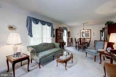 2851 Chevoit Hill Ct, Woodbridge, VA 22191 - photo 5