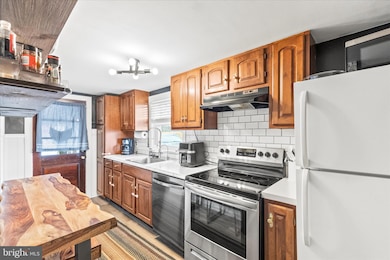 1709 Jefferson Rd, Spring Grove, PA 17362 - photo 5