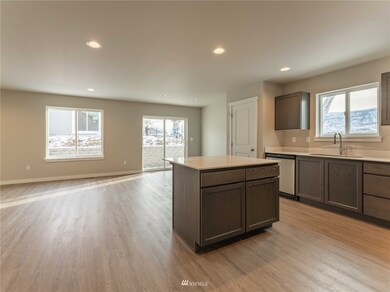 2311 SE Sage Brooke Rd, East Wenatchee, WA 98801 - photo 5