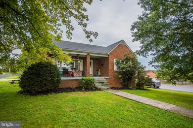 600 W 14th St, Front Royal, VA 22630 - photo 2