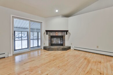 14 Thompson Crossing unit 231-1-2, Antrim, NH 03440 - photo 5