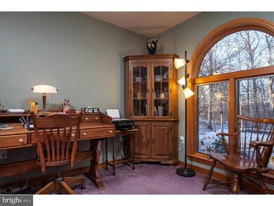 544 Forest Ln, Shoemakersville, PA 19555 - photo 7