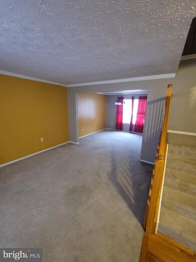 7402 Acacia Ct, Clinton, MD 20735 - photo 4