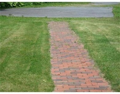 76 Lake Ave, Worcester, MA 01604 - photo 4