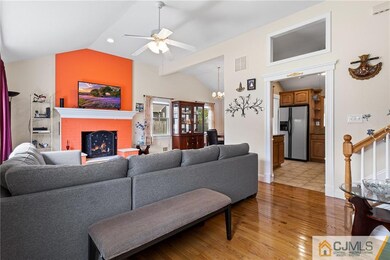 24 Edison Ave, Edison, NJ 08820 - photo 4