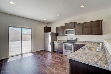 LGIHomes_Taos_R_02