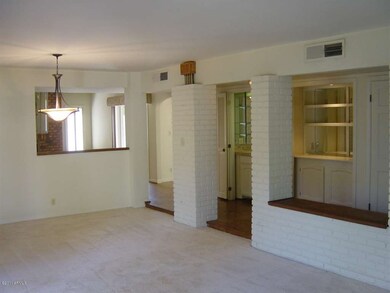LR looking towards Family Rm