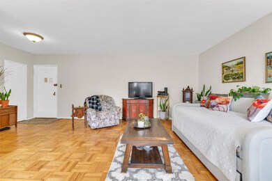 5601 Riverdale Ave unit 7S, Bronx, NY 10471 - photo 6