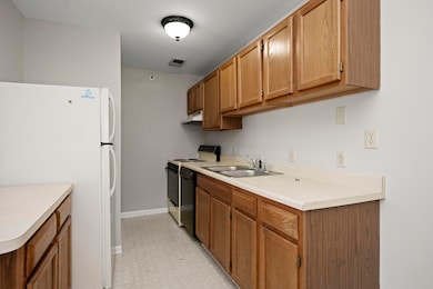 20240806-205-Simpson-Ave-310-tem-009