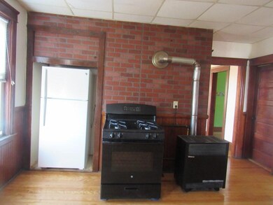 52 Plantation St unit 3, Worcester, MA 01604 - photo 4