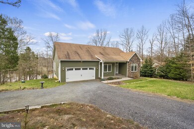 26476 Daniels Point Dr, Unionville, VA 22567 - photo 2