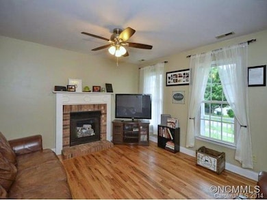 23 Mill Stone Dr, Asheville, NC 28803 - photo 2