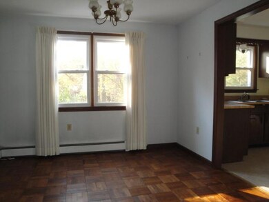 21 Carriage Dr, Stonington, CT 06378 - photo 3