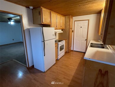 1529 SW William Ave, Chehalis, WA 98532 - photo 7