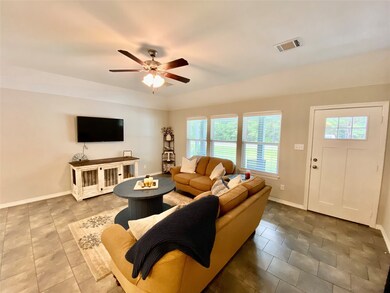 33 Firewood Rd, Huntsville, TX 77340 - photo 6