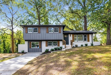 1483 Town Country Dr SE, Atlanta, GA 30316 - photo 2