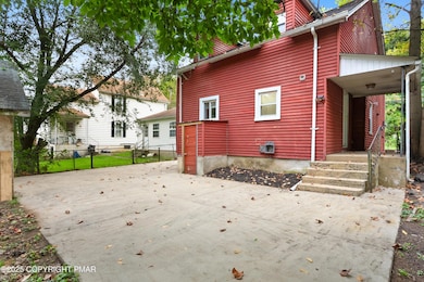 1927 Willow Park Rd, Bethlehem, PA 18020 - photo 6