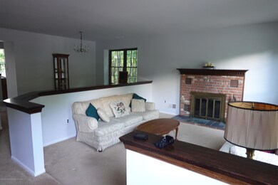 166 Foxhill Ct, Matawan, NJ 07747 - photo 3