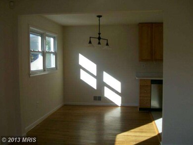 1208 Stratwood Ave, Oxon Hill, MD 20745 - photo 5