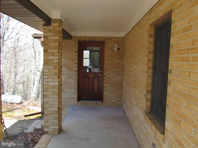 726 Point Rd, Bentonville, VA 22610 - photo 6